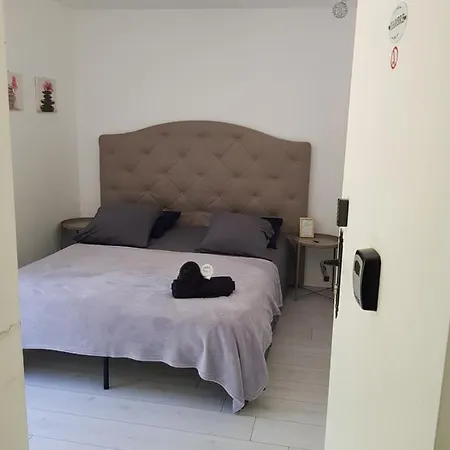 Quarto em Acomodações Particulares Chez Lisa & Olivier 40 Min 15 Min Paris Orly Airport Athis-Mons