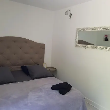 Chez Lisa & Olivier 40 Min 15 Min Paris Orly Airport *